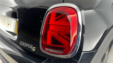 MINI Hatchback 135kW Cooper S Level 2 33kWh 3dr Auto Electric Hatchback